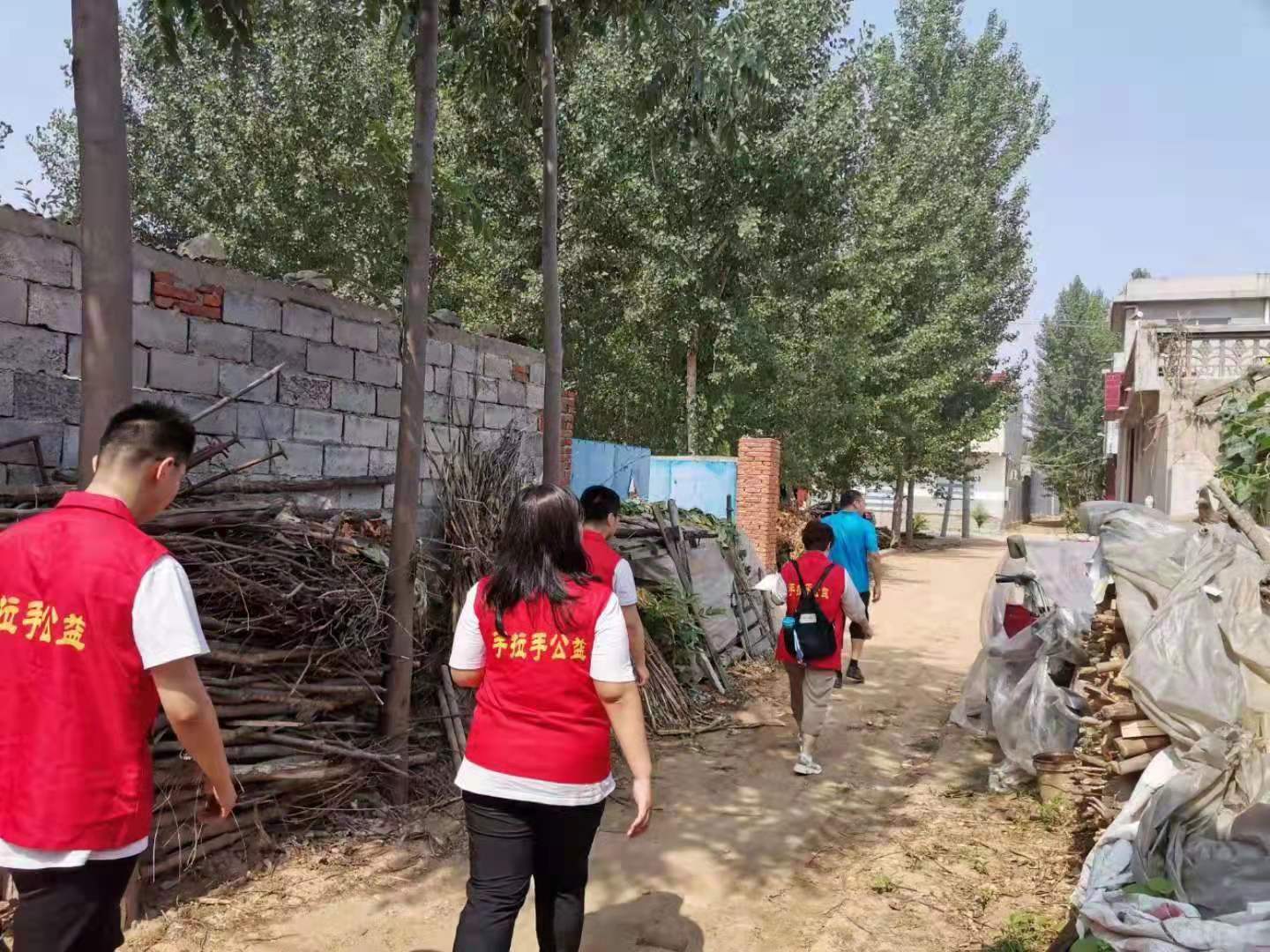 2019.07.13入户走访高新区良庄镇第二中学困难家庭学生的活动总结