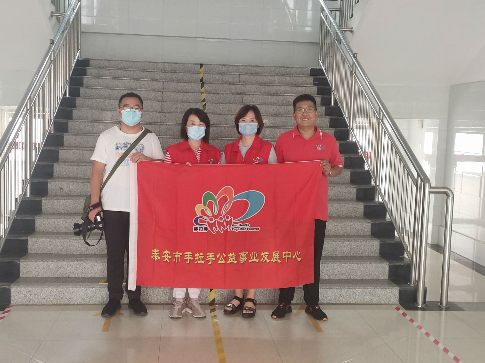 2020.07.22微爱助学第354期回访祝阳镇部分困难家庭学生及送达帮扶款的活动总结
