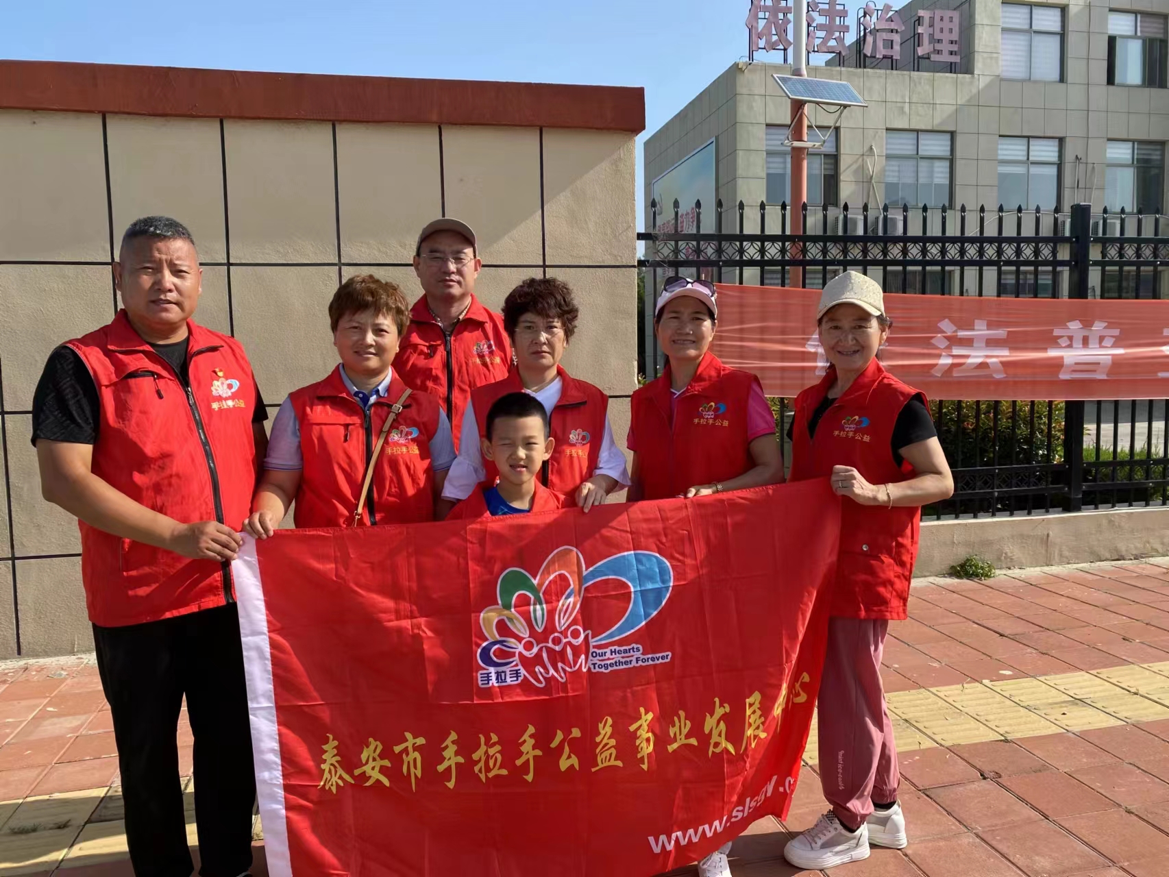 2023.08.22微爱助学第483期入户走访满庄镇部分困境家庭学生